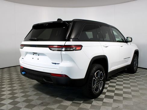 Used 2023 Jeep Grand Cherokee Trailhawk w/ Advanced Protech Group II image 49