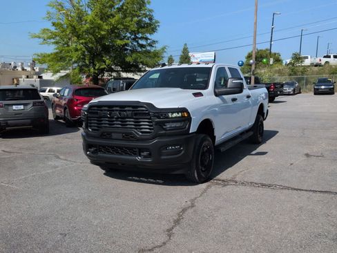 New 2026 RAM 2500 Tradesman AWD/4WD image 4