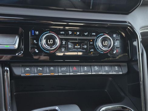Certified 2023 GMC Sierra 1500 AT4X AWD/4WD image 33