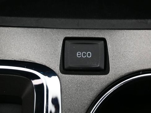 Used 2013 Chevrolet Equinox LTZ image 24