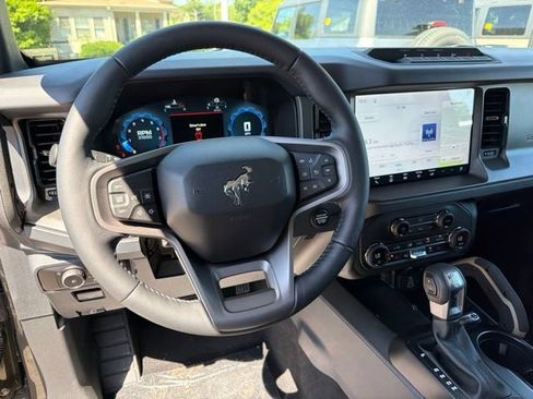 New 2026 Ford Bronco Badlands AWD/4WD image 15