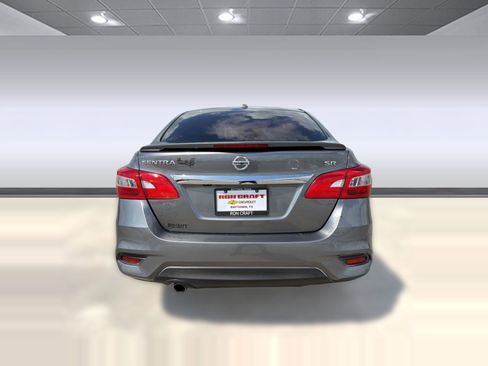 Used 2019 Nissan Sentra SR image 9