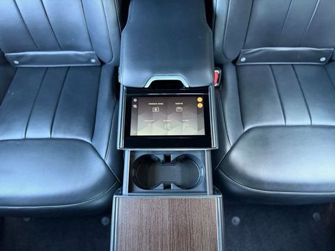 Used 2023 Land Rover Range Rover Autobiography image 49