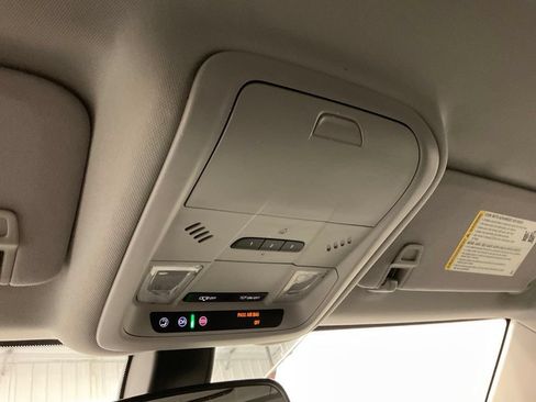 Used 2018 Chevrolet Equinox LT AWD/4WD image 21