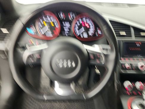 Used 2010 Audi R8 V10 AWD/4WD image 29