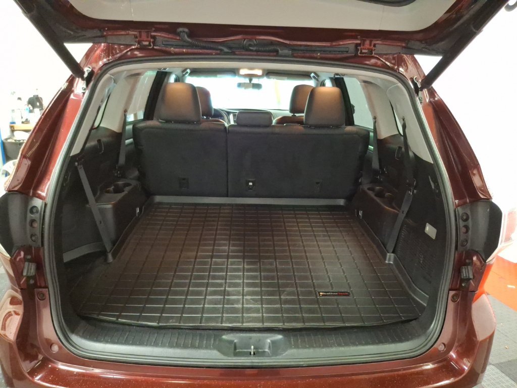 Used 2014 Toyota Highlander Plus AWD/4WD image 11
