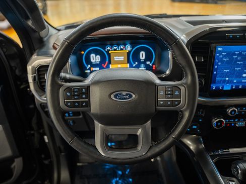 Certified 2023 Ford F150 Lariat w/ Equipment Group 502A High image 38