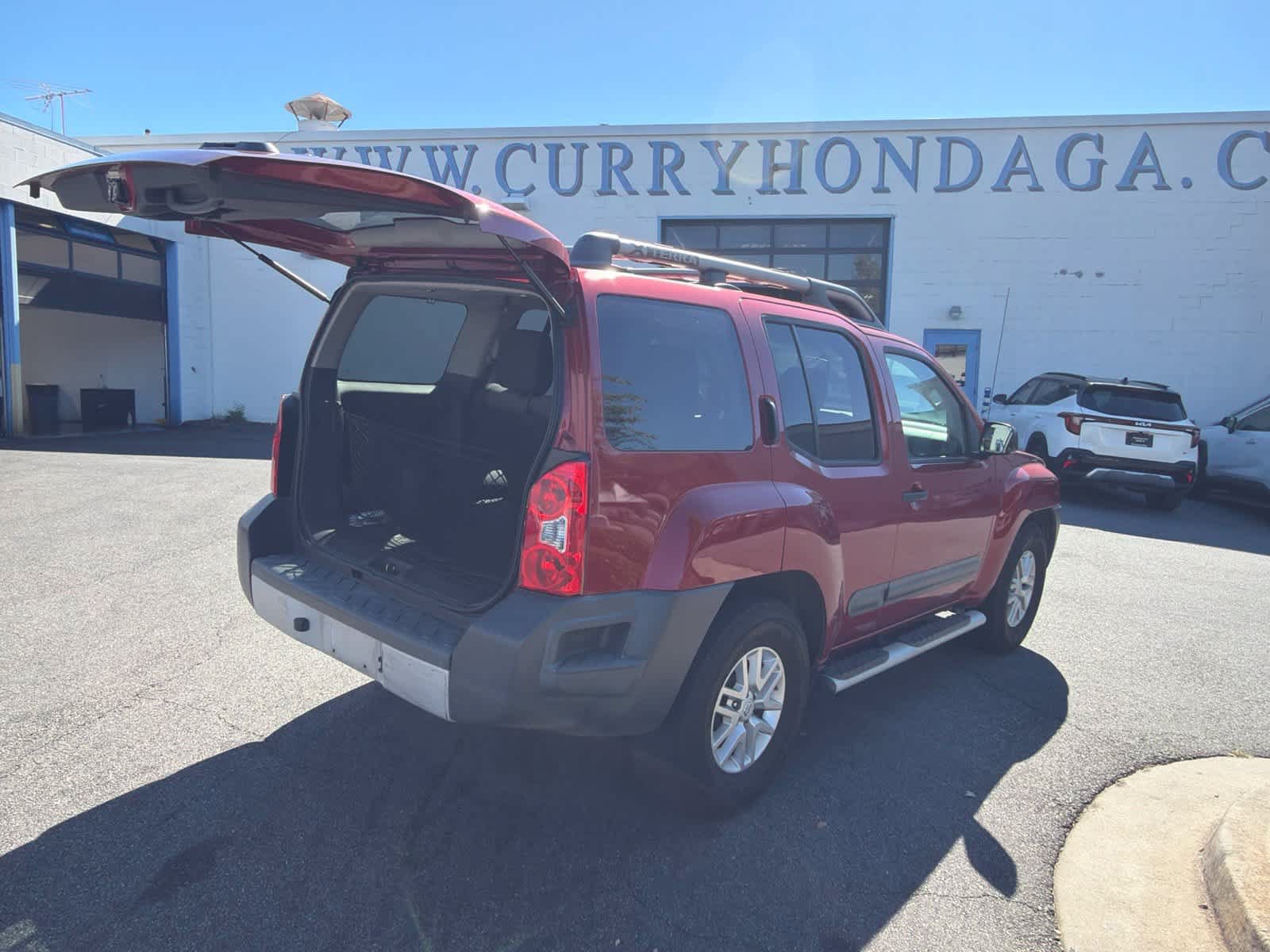 Used 2015 Nissan Xterra S w/ Value Package RWD image 11