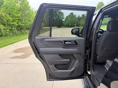 New 2026 Chevrolet Tahoe LS w/ LS Custom Edition AWD/4WD image 44