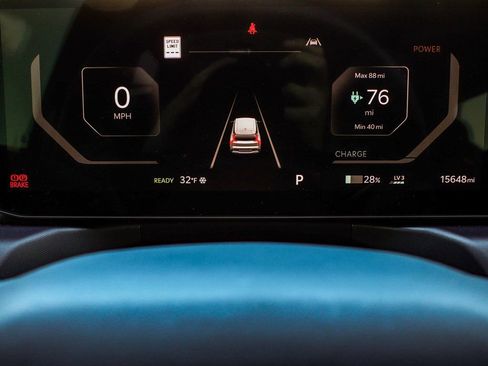 Used 2025 Kia EV9 Wind image 16