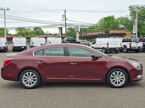 Used 2015 Buick LaCrosse FWD image 7