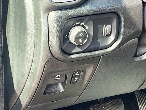 Used 2022 RAM 1500 Big Horn image 10