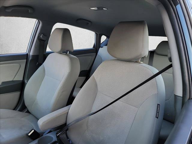 Used 2014 Hyundai Accent GS FWD image 13