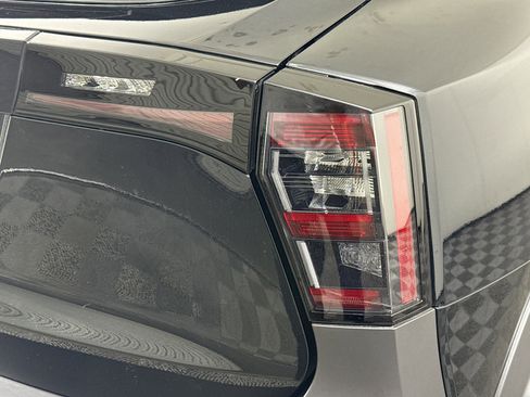 Used 2026 Nissan Kicks SV FWD image 34