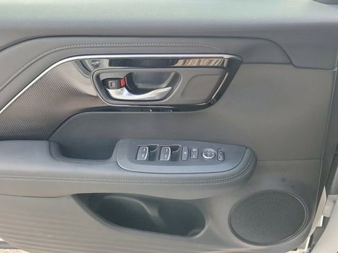 Used 2025 Acura ADX FWD image 12