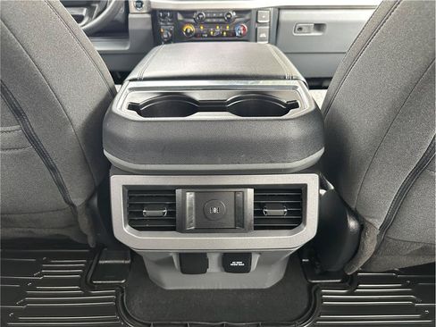 Used 2023 Ford F250 XLT w/ Black Appearance Package AWD/4WD image 17