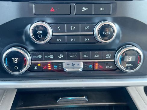 Used 2022 Ford Expedition Max Limited image 27