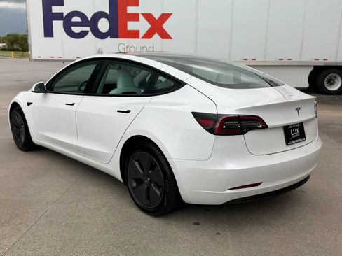 Used 2023 Tesla Model 3 Standard Range RWD image 11