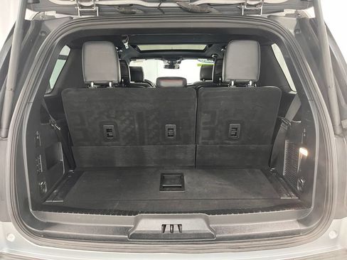 Used 2020 Ford Expedition Limited w/ Equipment Group 303A AWD/4WD image 28