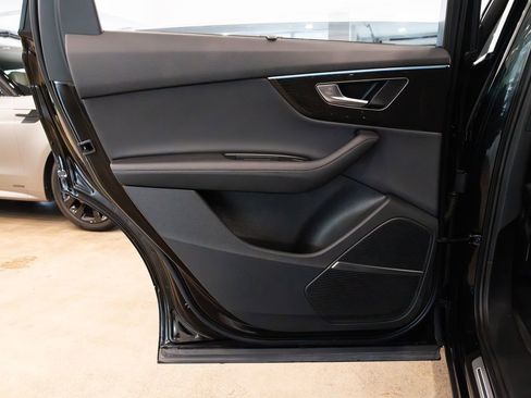 Used 2023 Audi Q7 3.0T Prestige w/ Prestige Package image 21