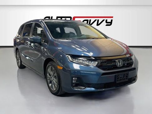 Used 2026 Honda Odyssey Touring image 1