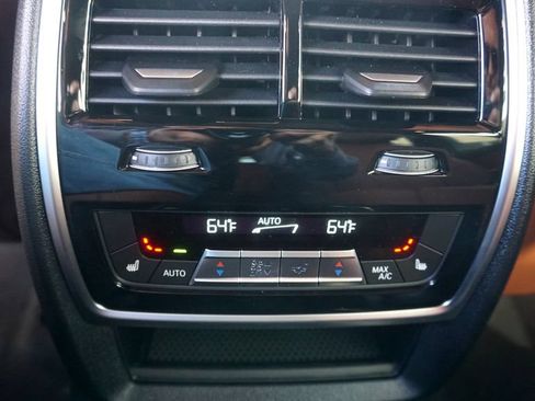 New 2027 BMW X7 M60i AWD/4WD image 17
