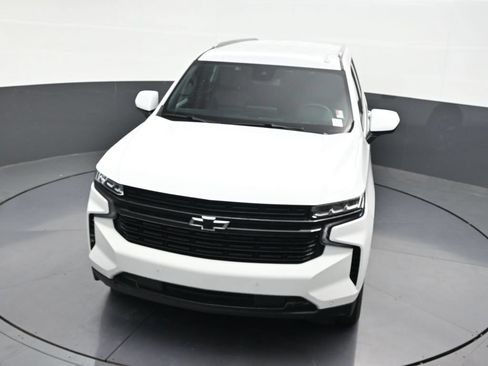 Used 2024 Chevrolet Suburban RST RWD image 23