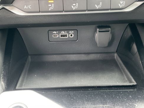 Used 2023 Nissan Altima 2.5 SV FWD image 17