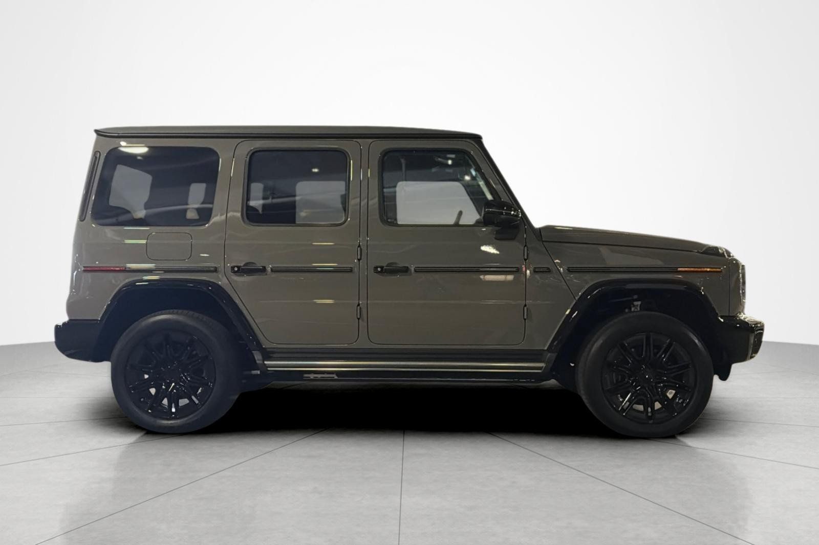 New 2027 Mercedes-Benz G 580 e image 6
