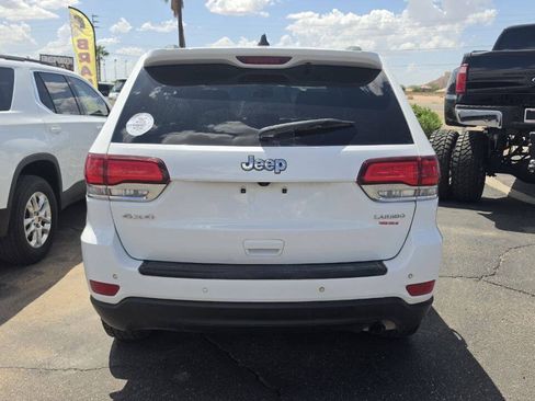 Used 2020 Jeep Grand Cherokee Laredo AWD/4WD image 6