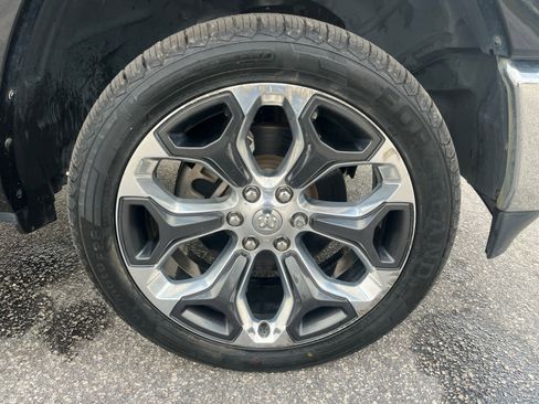 Used 2019 RAM 1500 Limited w/ Advanced Safety Group image 27