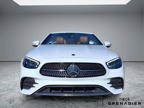 Used 2023 Mercedes-Benz E 450 E 450 image 2