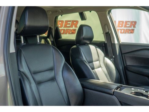 Used 2024 Nissan Rogue SV w/ SV Premium Package FWD image 45
