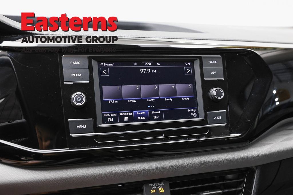 Used 2024 Volkswagen Taos S AWD/4WD image 21