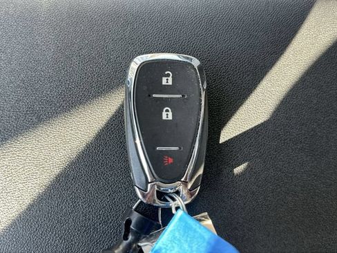 Used 2022 Chevrolet Equinox LS w/ LPO, Floor Liner Package FWD image 34