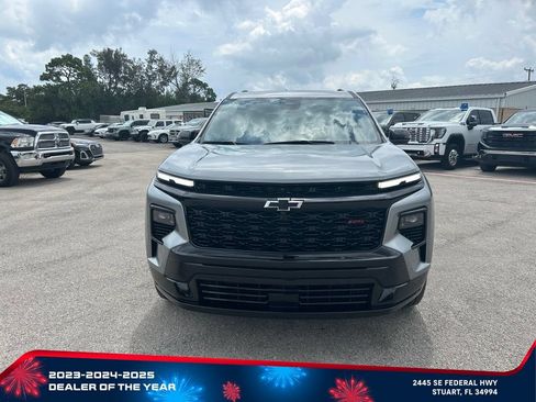 Certified 2024 Chevrolet Traverse RS AWD/4WD image 2
