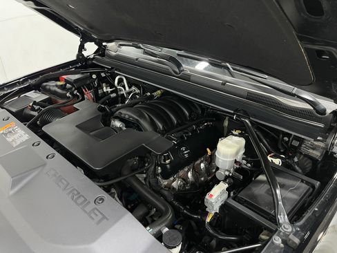 Used 2019 Chevrolet Tahoe Premier AWD/4WD image 28