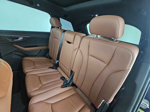 Used 2021 Audi Q7 3.0T Premium w/ Convenience Package image 19
