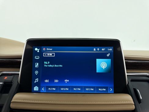 Used 2023 Chevrolet Tahoe Premier AWD/4WD image 5