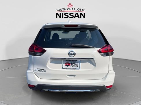 Used 2019 Nissan Rogue S FWD image 5