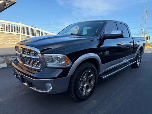 Used 2014 RAM 1500 Laramie w/ Convenience Group image 7