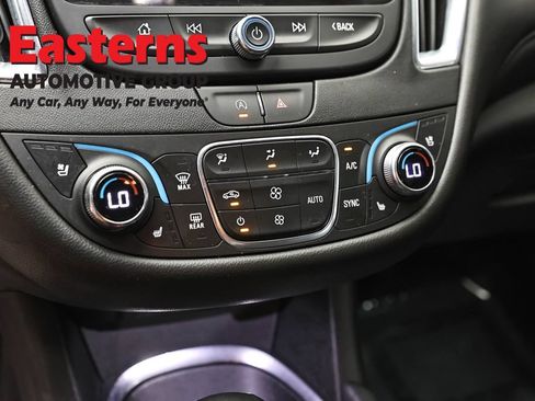 Used 2024 Chevrolet Malibu LT FWD image 20