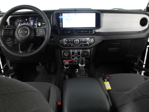 Used 2025 Jeep Wrangler Unlimited Sport S 4xe AWD/4WD image 9