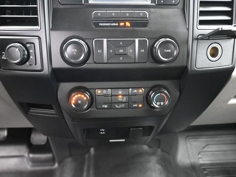 Used 2017 Ford F150 XL w/ XL Power Equipment Group AWD/4WD image 15