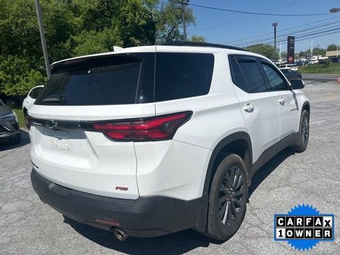 Used 2023 Chevrolet Traverse RS AWD/4WD image 3