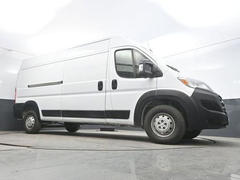 Used 2023 RAM ProMaster 2500 FWD image 30