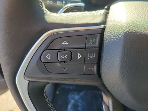 New 2025 Jeep Grand Cherokee Limited image 23