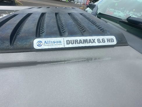 Used 2013 GMC Sierra 2500 SLT w/ SLT Convenience Package image 9