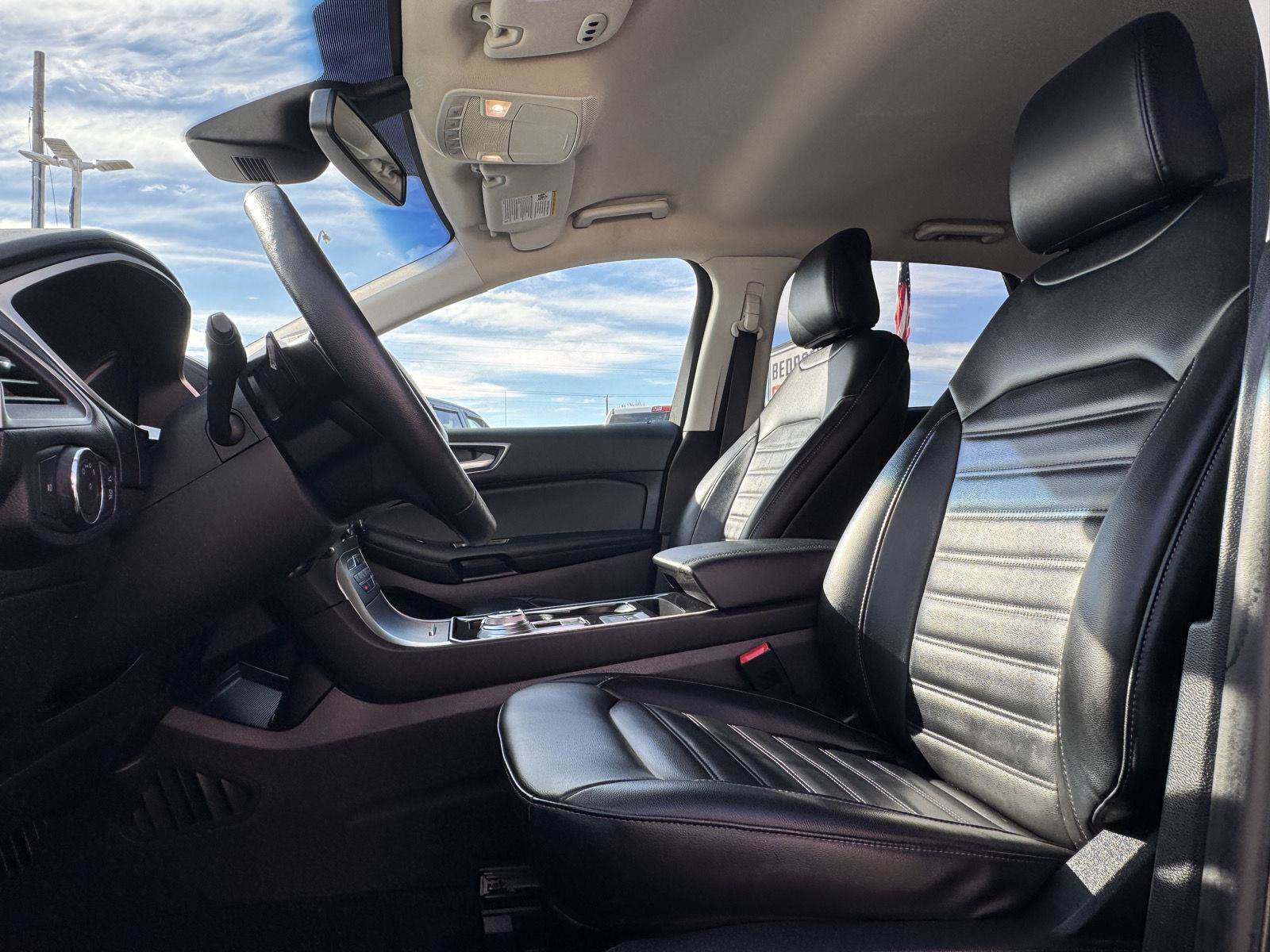 Used 2020 Ford Edge SEL w/ Convenience Package AWD/4WD image 15