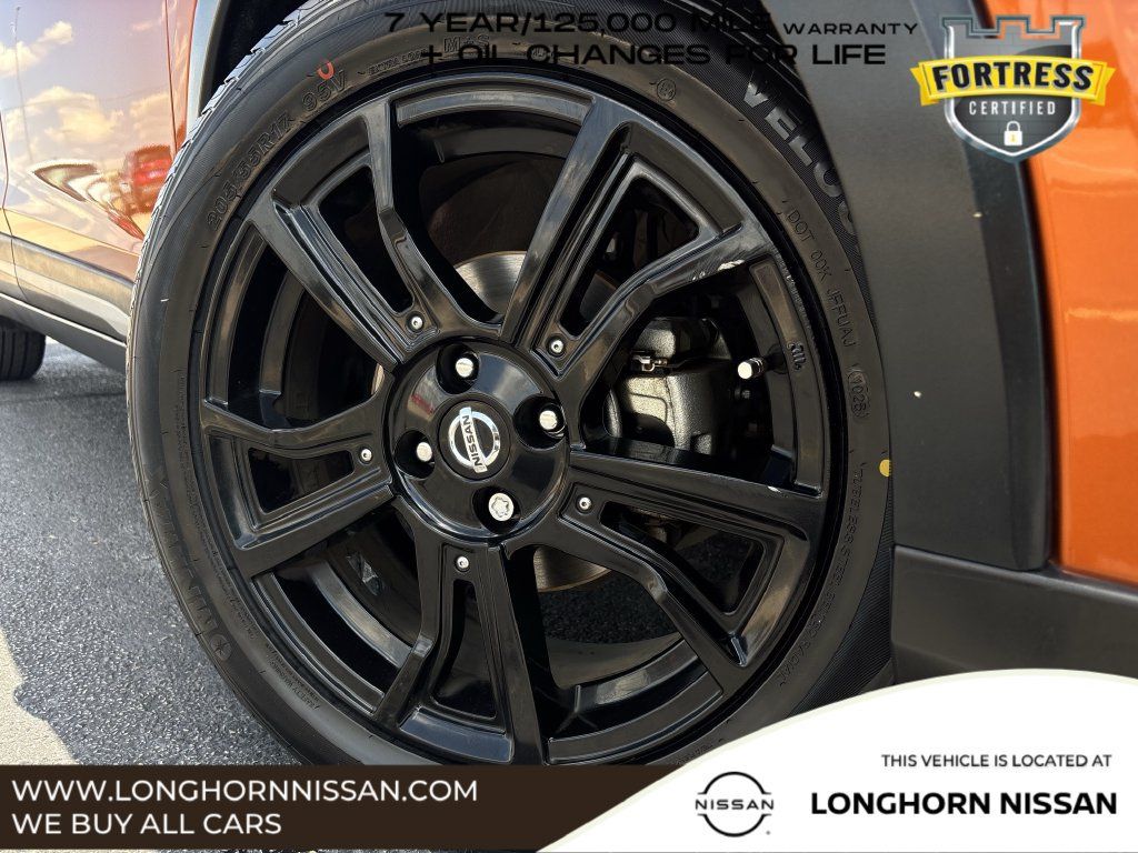 Used 2020 Nissan Kicks SR w/ SR Premium Package FWD image 10